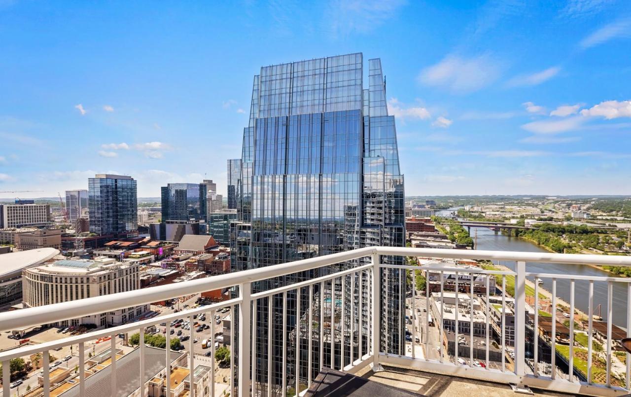 Hotel Placemakr Premier Sobro