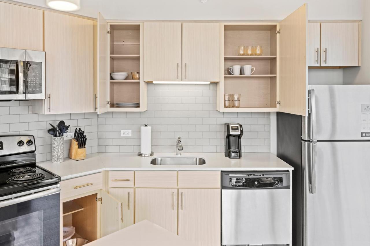 Hotel Placemakr Premier Sobro 5*