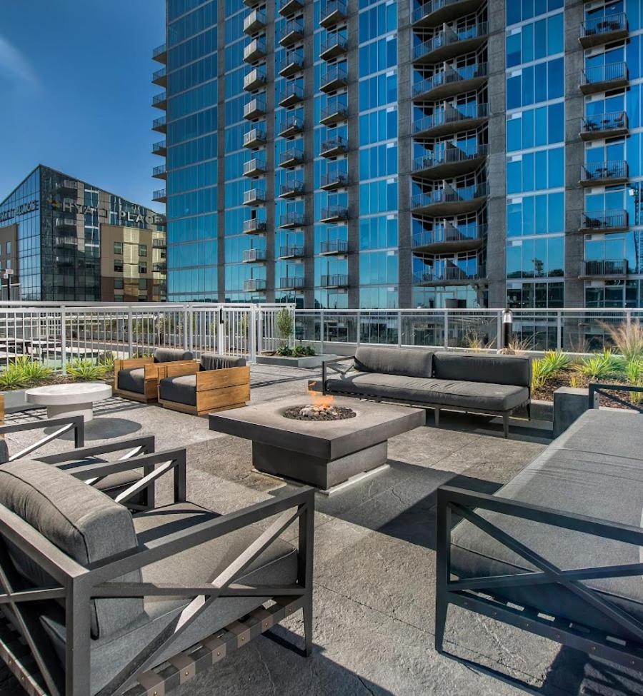 Hotel Placemakr Premier Sobro 5*